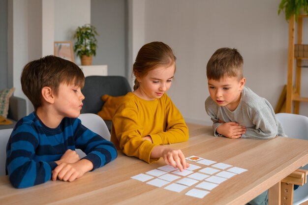 Edukacyjne gry planszowe jako wsparcie w rozwoju dziecka